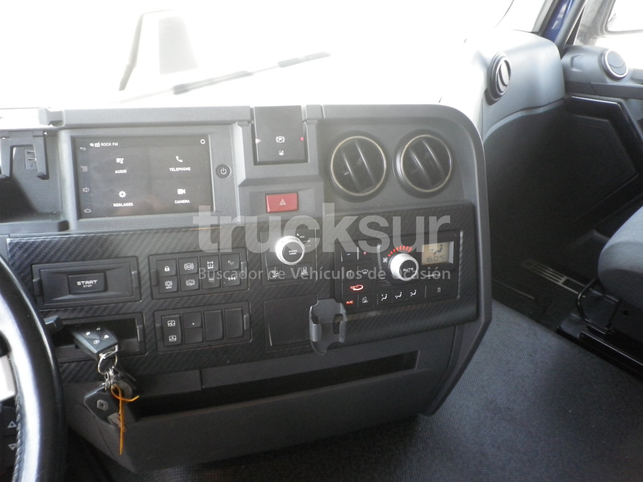 RENAULT T440 SLEEPER CAB leasing RENAULT T440 SLEEPER CAB: picture 11