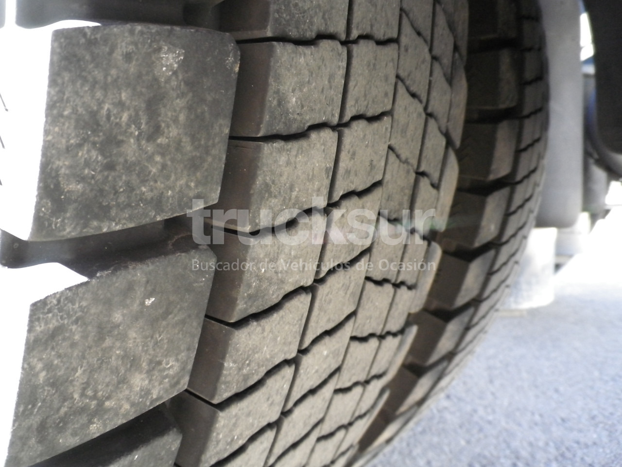 Tractor unit RENAULT T520 SLEEPER CAB  ADR: picture 14