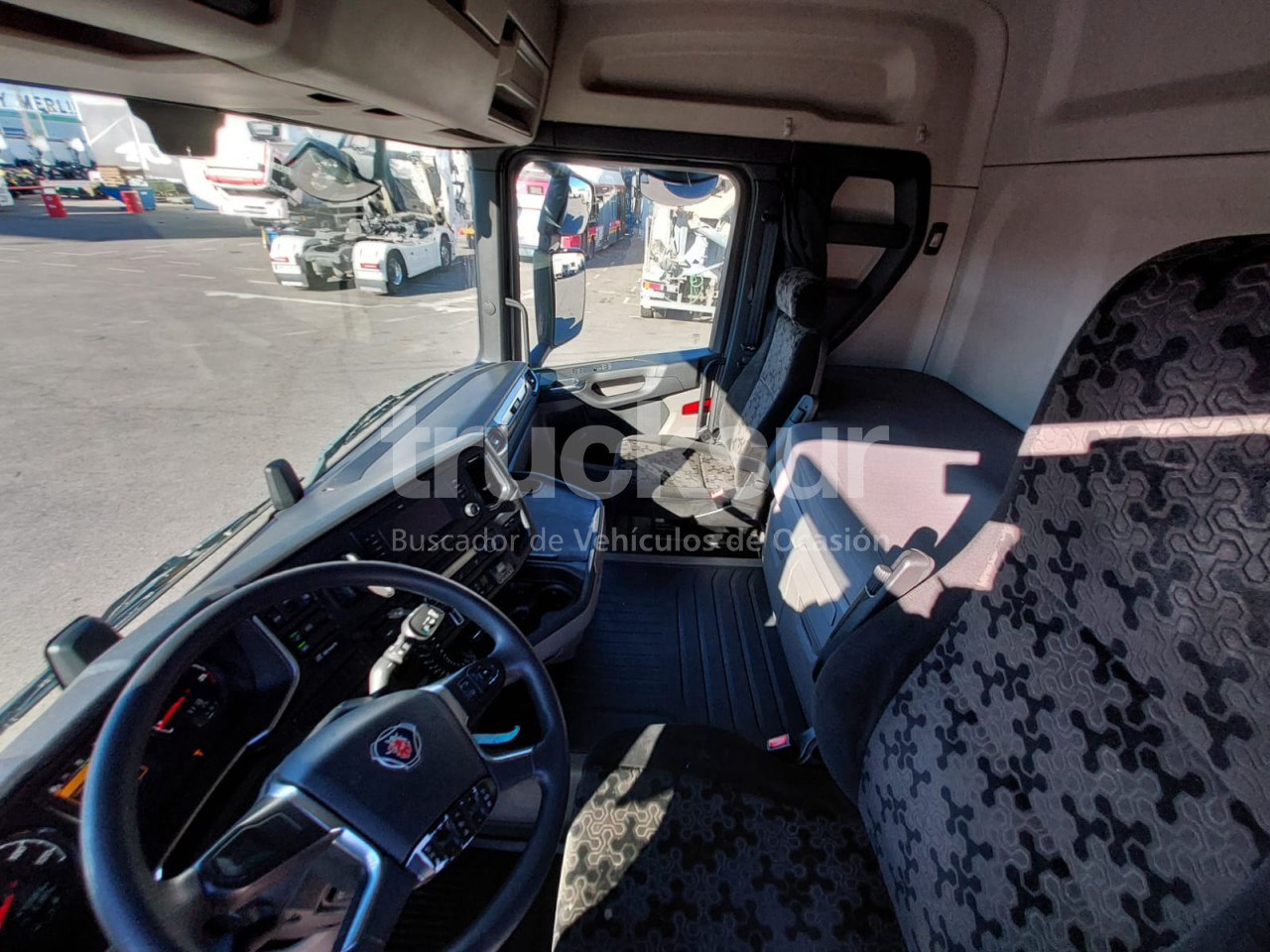 SCANIA R410 GAS GNL - Tractor unit: picture 5 SCANIA R410 GAS GNL - Tractor unit: picture 5