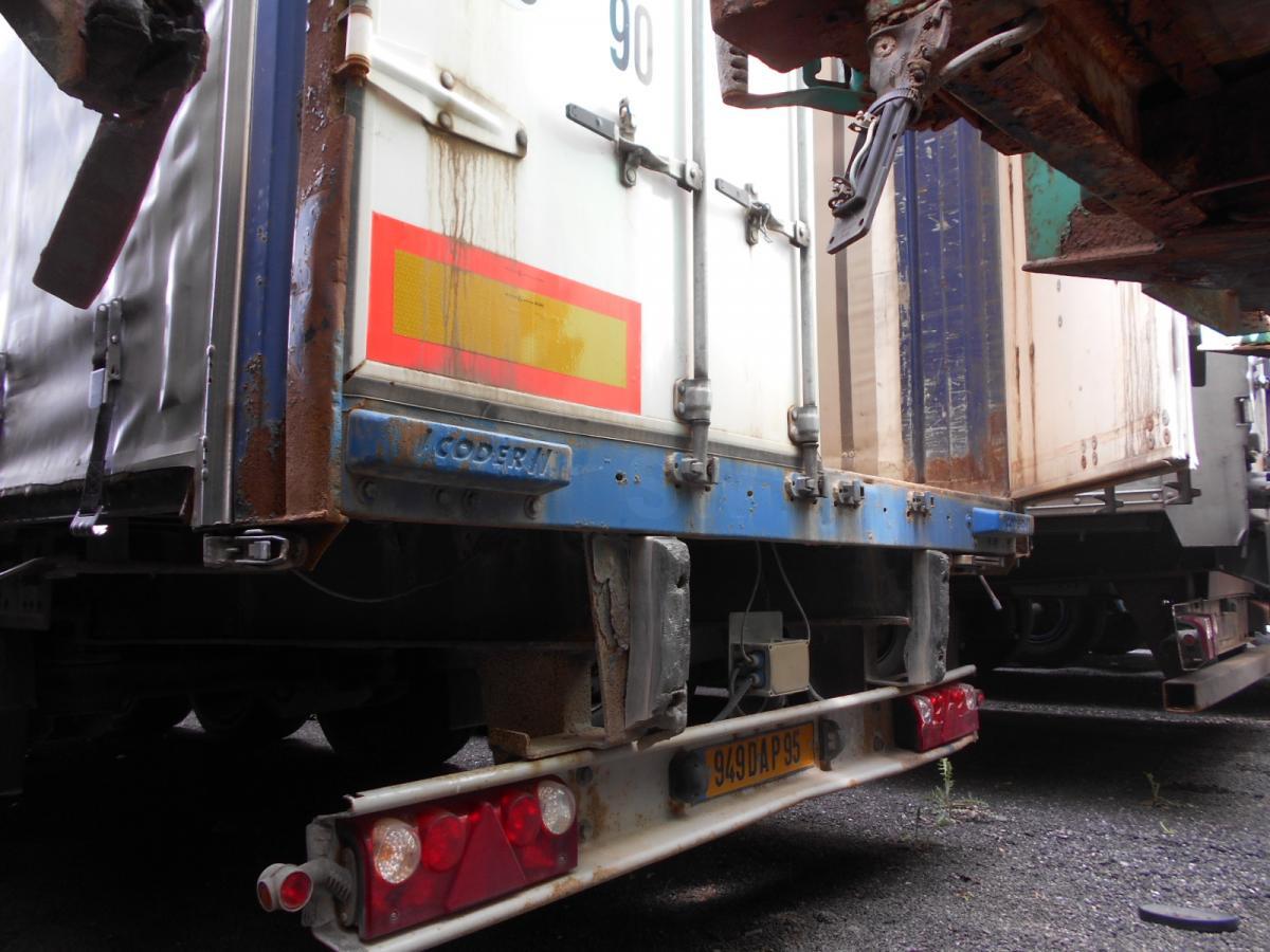 Coder - Curtainsider semi-trailer: picture 4 Coder - Curtainsider semi-trailer: picture 4