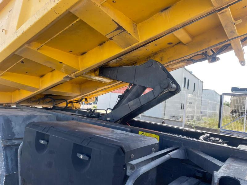 Renault Kerax 370 DCI - Tipper: picture 4 Renault Kerax 370 DCI - Tipper: picture 4