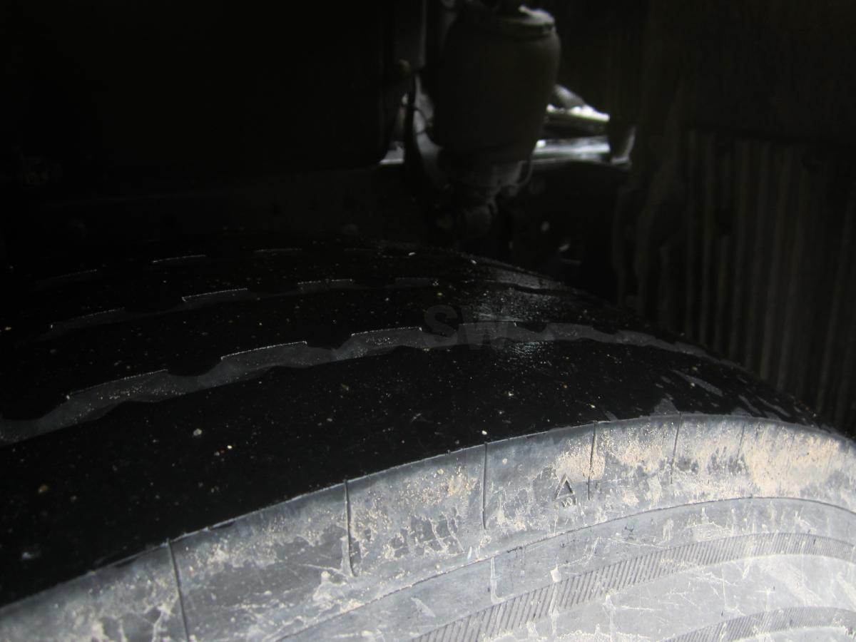 MAN TGX 18.460 - Tractor unit: picture 2 MAN TGX 18.460 - Tractor unit: picture 2