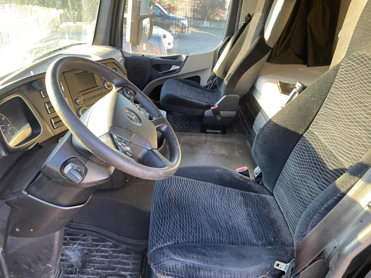 Mercedes Actros 1845 - Tractor unit: picture 5 Mercedes Actros 1845 - Tractor unit: picture 5