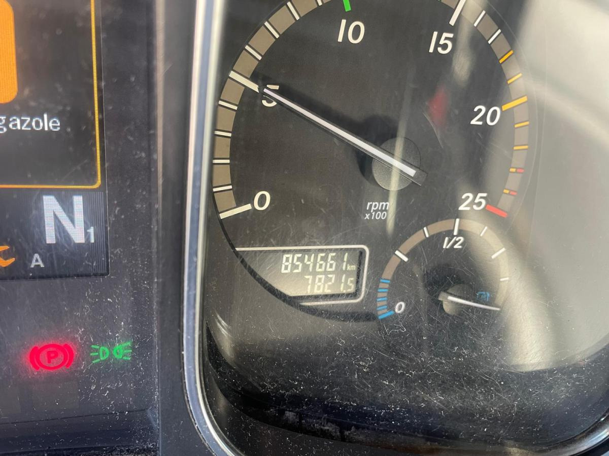 Tractor unit Mercedes Actros 1845: picture 11 Tractor unit Mercedes Actros 1845: picture 11