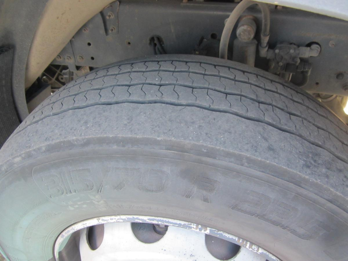 Renault Premium 410 DXI - Tractor unit: picture 4 Renault Premium 410 DXI - Tractor unit: picture 4