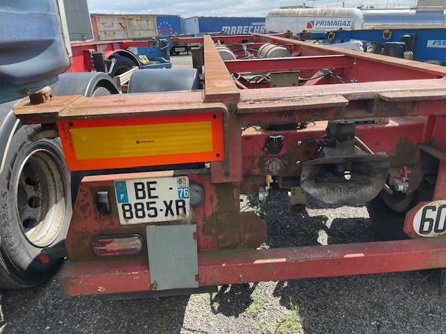 Container transporter/ Swap body semi-trailer Trailor: picture 6