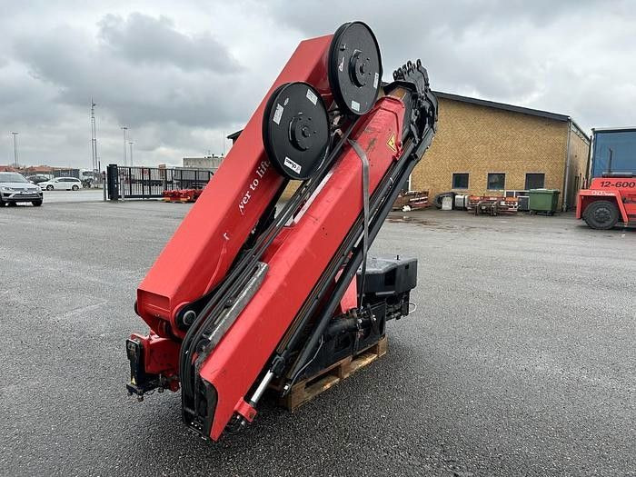 HMF 2120 K5 Radio Remote / Kran / Crane - Truck mounted crane: picture 4 HMF 2120 K5 Radio Remote / Kran / Crane - Truck mounted crane: picture 4