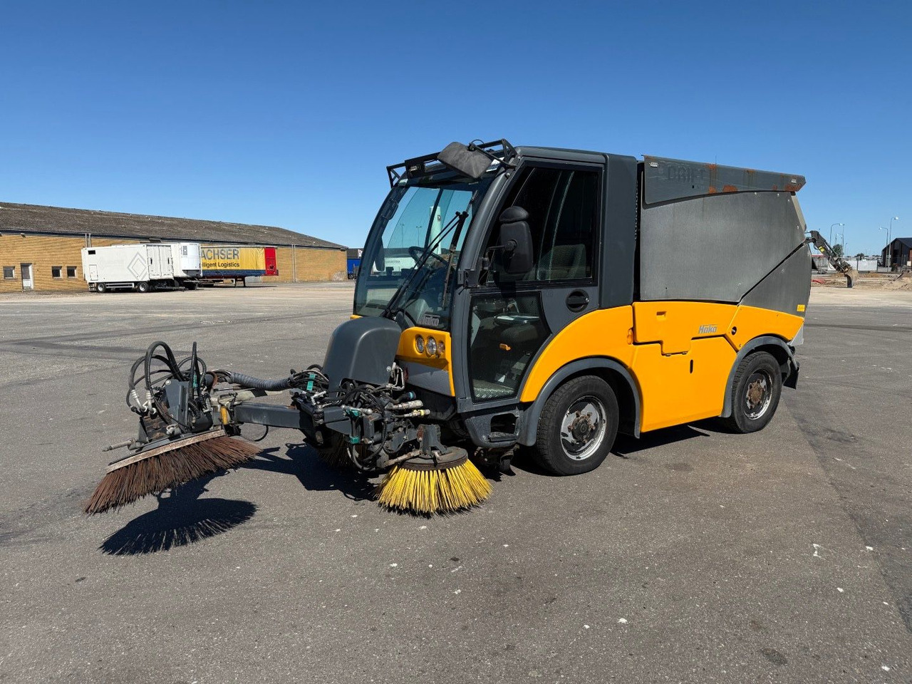 Hako Citymaster 2000 4x4 Euro 5 Kehrmaschine - Road sweeper: picture 1 Hako Citymaster 2000 4x4 Euro 5 Kehrmaschine - Road sweeper: picture 1
