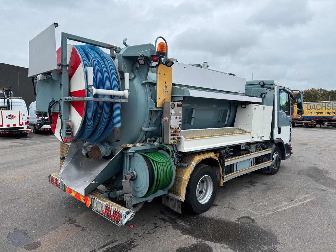 MAN TGL 12.240 4x2 Hvidtved Larsen SLP 5.5 - Vacuum truck: picture 3 MAN TGL 12.240 4x2 Hvidtved Larsen SLP 5.5 - Vacuum truck: picture 3