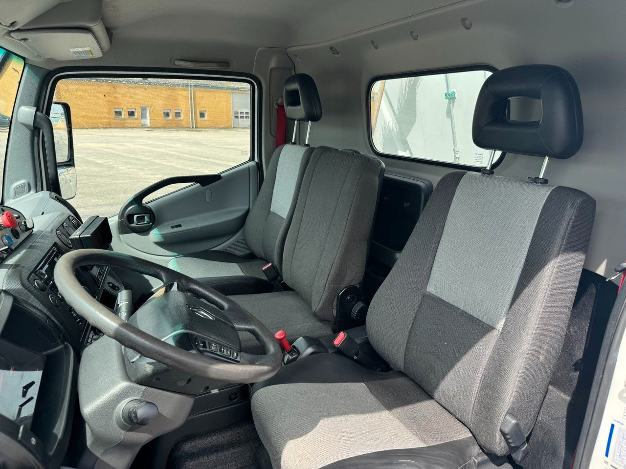 Renault D7.5 180 4x2 Semat/Techno Azimut 8 m3 Garbage - Garbage truck: picture 5 Renault D7.5 180 4x2 Semat/Techno Azimut 8 m3 Garbage - Garbage truck: picture 5