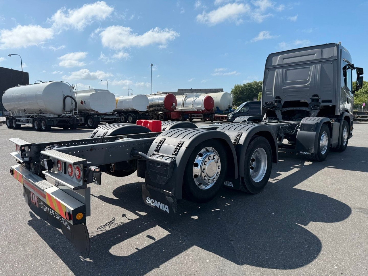 Scania G450 NGS 8x2*6 ADR Chassis / Fahrgestell Euro 6 - Cab chassis truck: picture 3 Scania G450 NGS 8x2*6 ADR Chassis / Fahrgestell Euro 6 - Cab chassis truck: picture 3