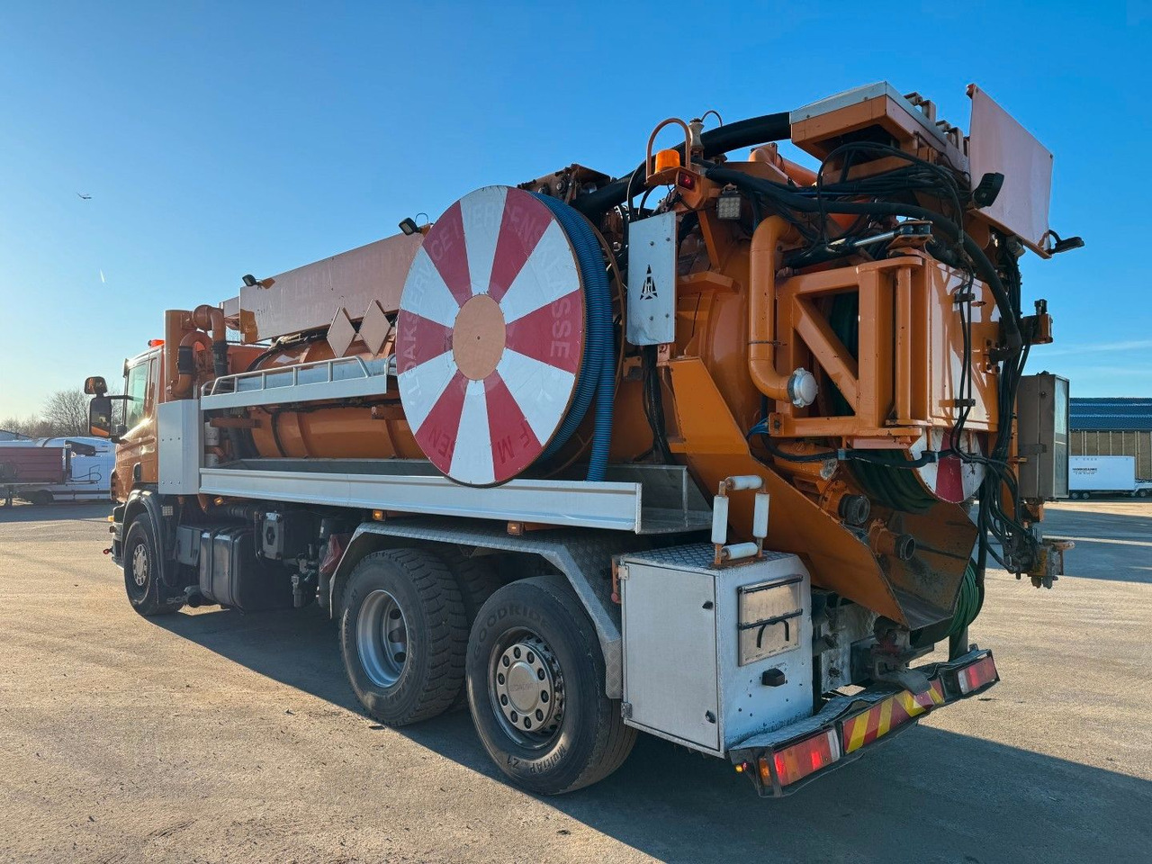 Scania P400 6x2*4 Hvidtved Larsen Flexline 310 - Vacuum truck: picture 4 Scania P400 6x2*4 Hvidtved Larsen Flexline 310 - Vacuum truck: picture 4