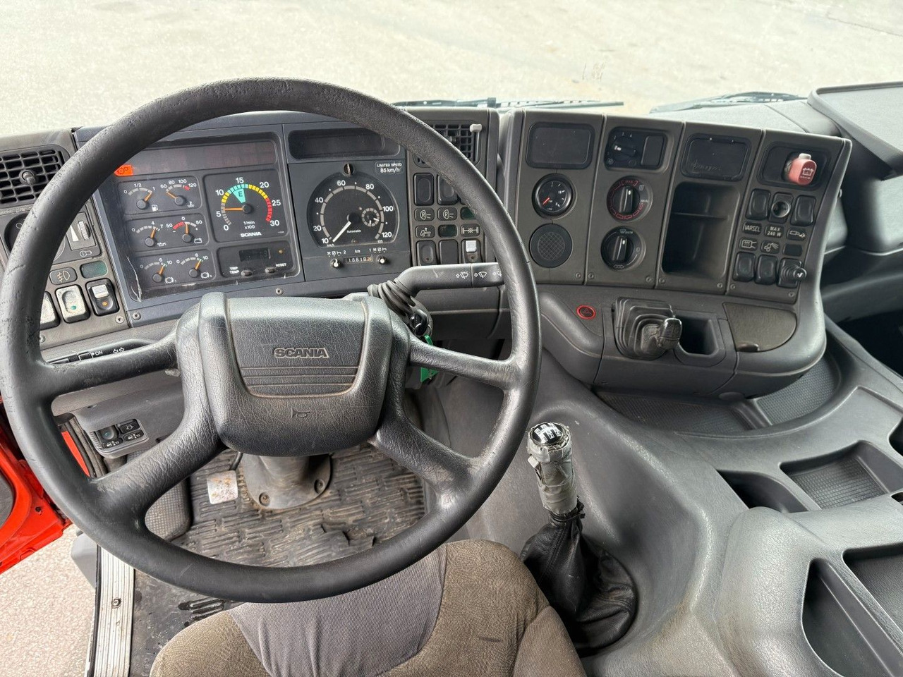 Vacuum truck Scania P94/260 4x2 NZ SLS590 Kombi 8.400 l.: picture 15 Vacuum truck Scania P94/260 4x2 NZ SLS590 Kombi 8.400 l.: picture 15