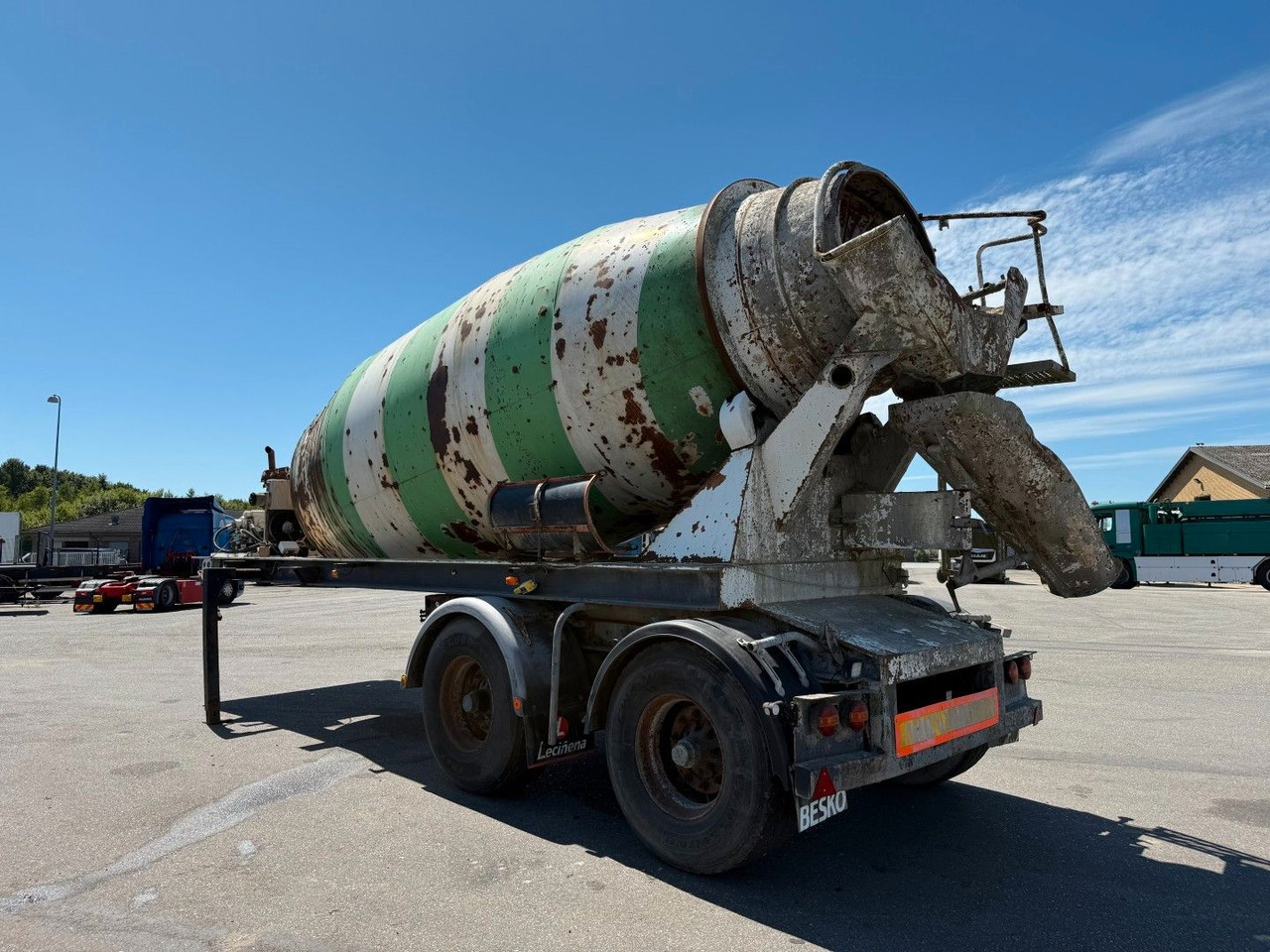 Lecinena 12 m3 Baruval 2 achse Beton/Concrete mixer Lecinena 12 m3 Baruval 2 achse Beton/Concrete mixer - Semi-trailer: picture 4 Lecinena 12 m3 Baruval 2 achse Beton/Concrete mixer Lecinena 12 m3 Baruval 2 achse Beton/Concrete mixer - Semi-trailer: picture 4