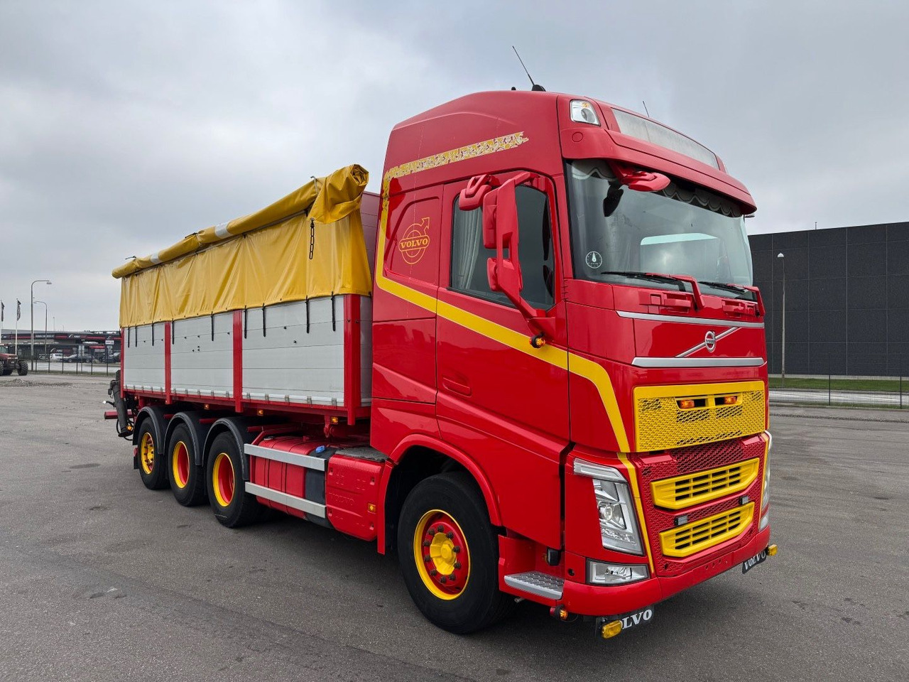 Volvo FH500 8x4*4 Tipper / Kipper (No Crane) - Tipper: picture 2 Volvo FH500 8x4*4 Tipper / Kipper (No Crane) - Tipper: picture 2