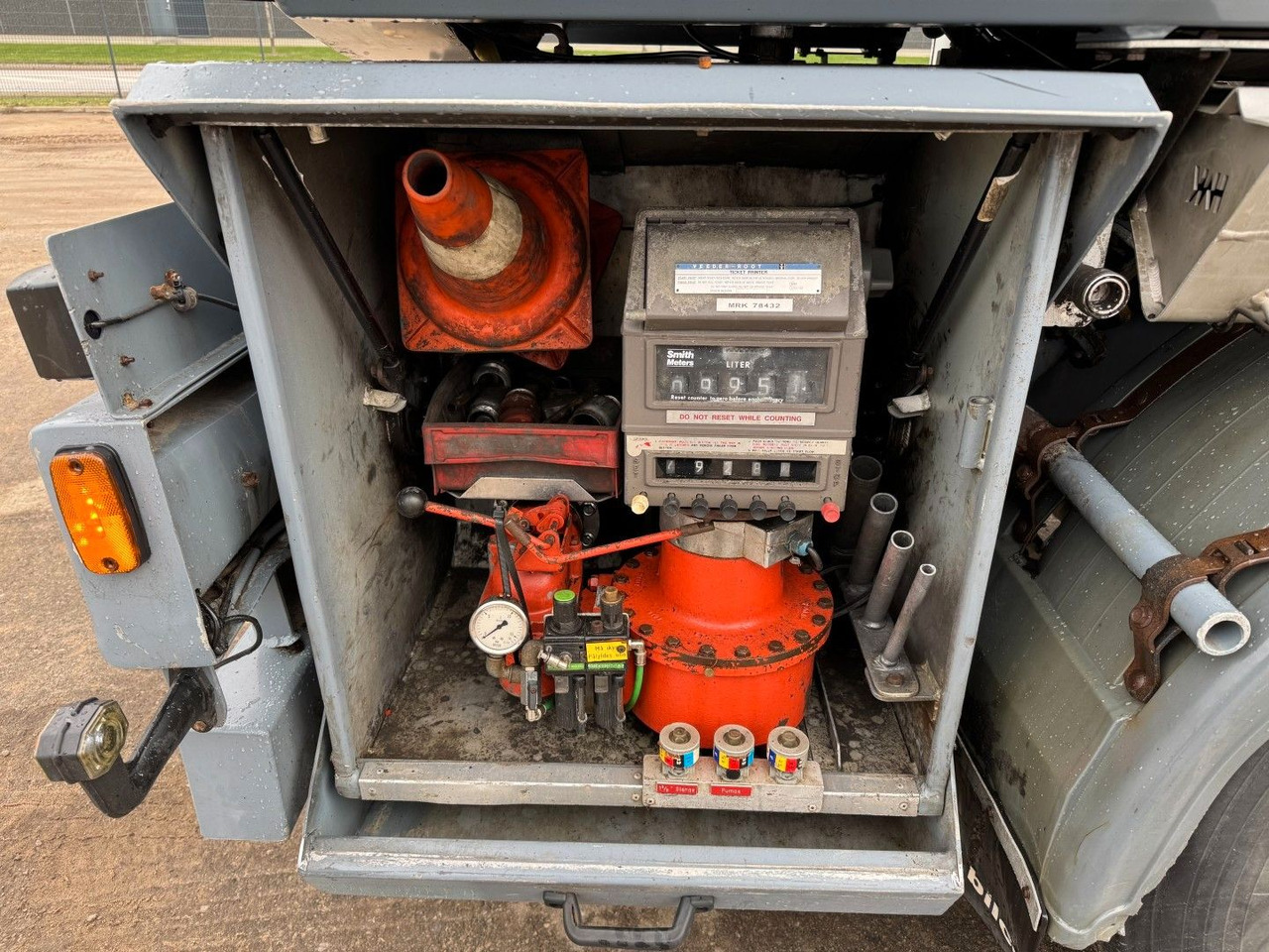 Tank truck Volvo FM 440 8x2*6 24.000 l. ADR Tanktruck: picture 14