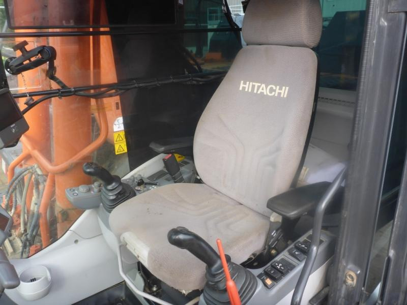 Hitachi ZX300LCN-6 - Crawler excavator: picture 5 Hitachi ZX300LCN-6 - Crawler excavator: picture 5