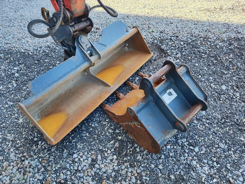 Mini excavator Kubota KX71-3: picture 7