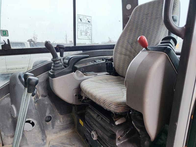 Volvo ECR40D - Mini excavator: picture 5 Volvo ECR40D - Mini excavator: picture 5