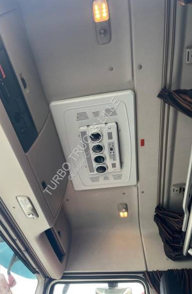 Tractor unit DAF XF 480: picture 13