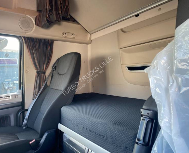 Tractor unit DAF XF 480: picture 6