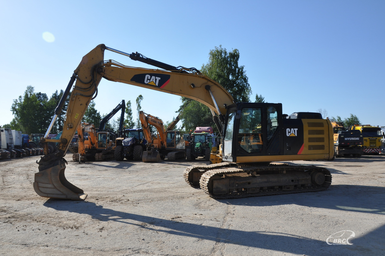 Caterpillar 320 - Crawler excavator: picture 3 Caterpillar 320 - Crawler excavator: picture 3