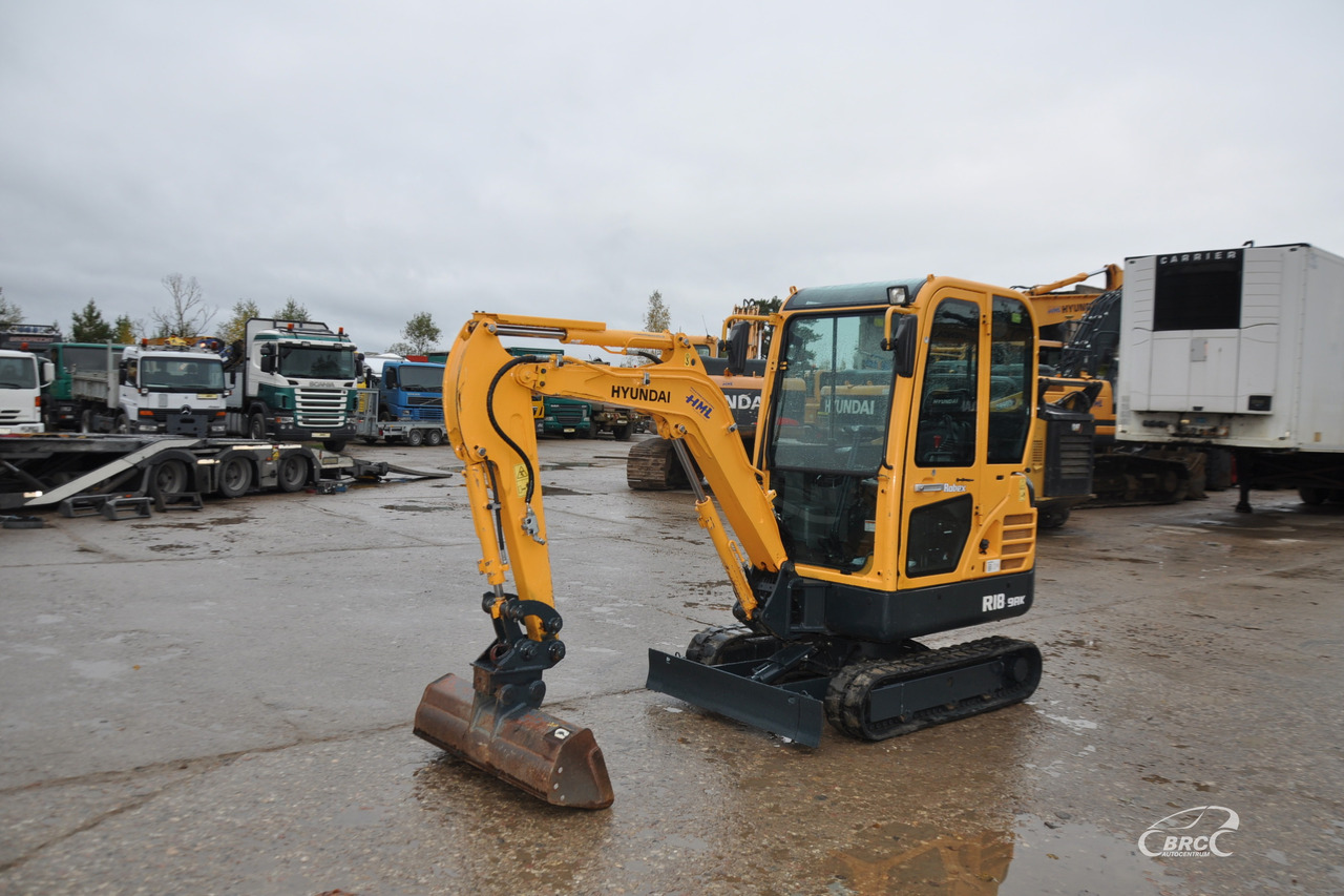 Hyundai R18-9AK - Mini excavator: picture 1 Hyundai R18-9AK - Mini excavator: picture 1