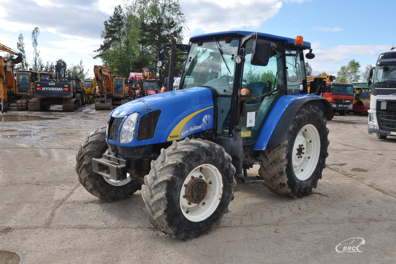 New Holland T5060 - Farm tractor: picture 1 New Holland T5060 - Farm tractor: picture 1