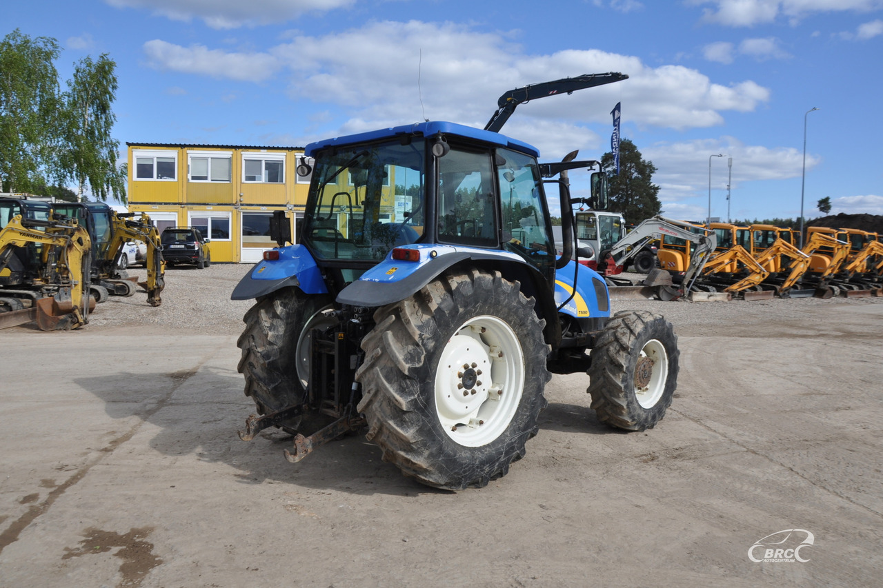 New Holland T5060 - Farm tractor: picture 5 New Holland T5060 - Farm tractor: picture 5