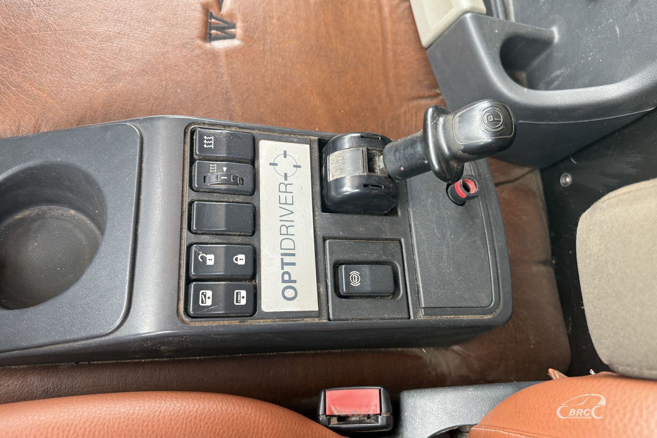 Tractor unit Renault Premium: picture 17