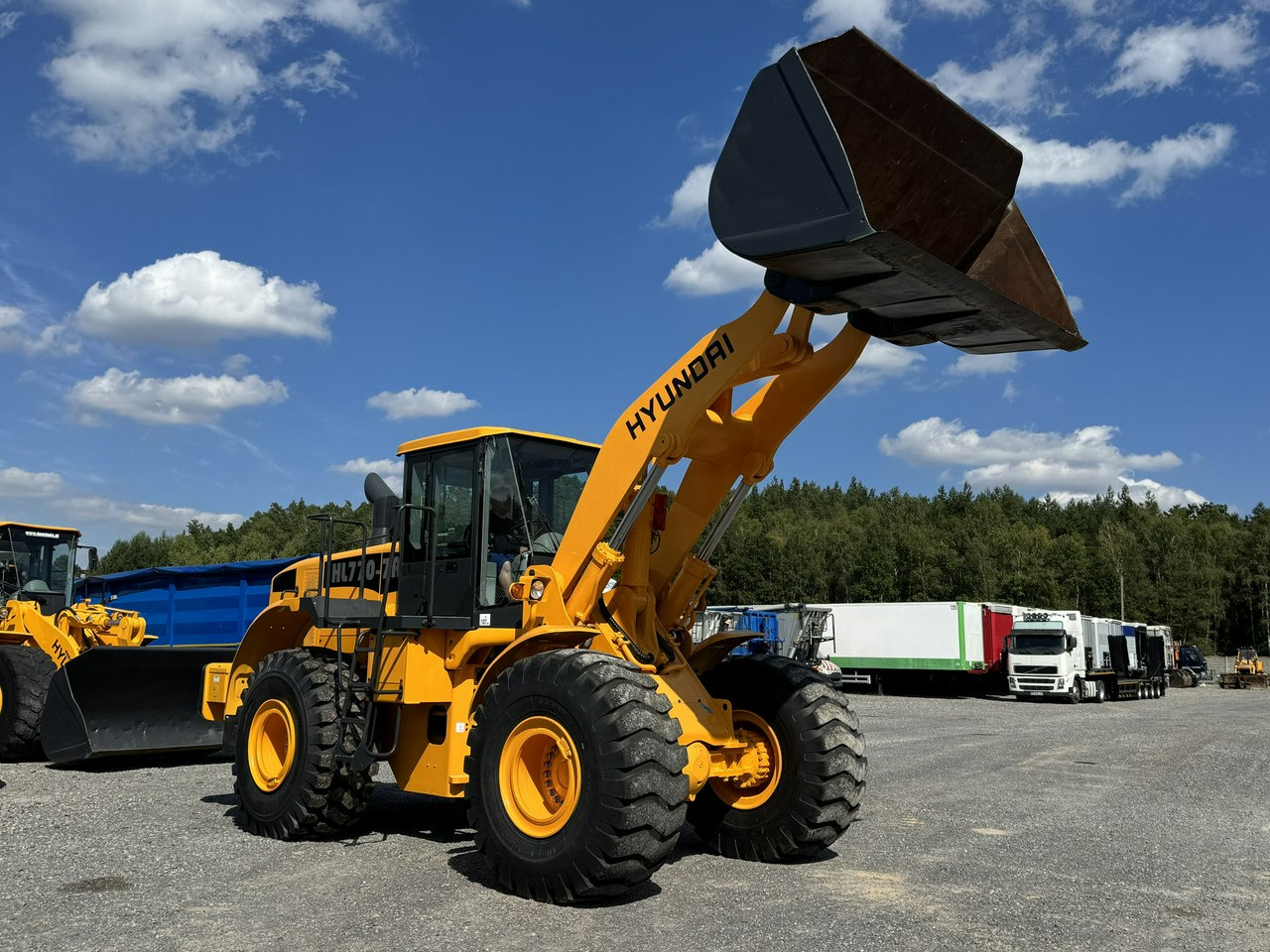 Hyundai HL770-7A - Wheel loader: picture 5 Hyundai HL770-7A - Wheel loader: picture 5
