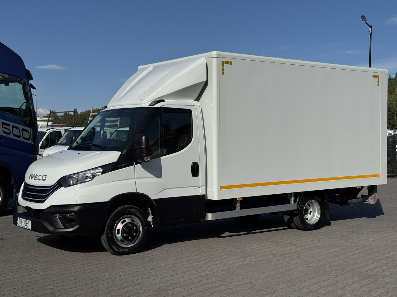 Iveco Daily 35C14 - Closed box van: picture 3 Iveco Daily 35C14 - Closed box van: picture 3