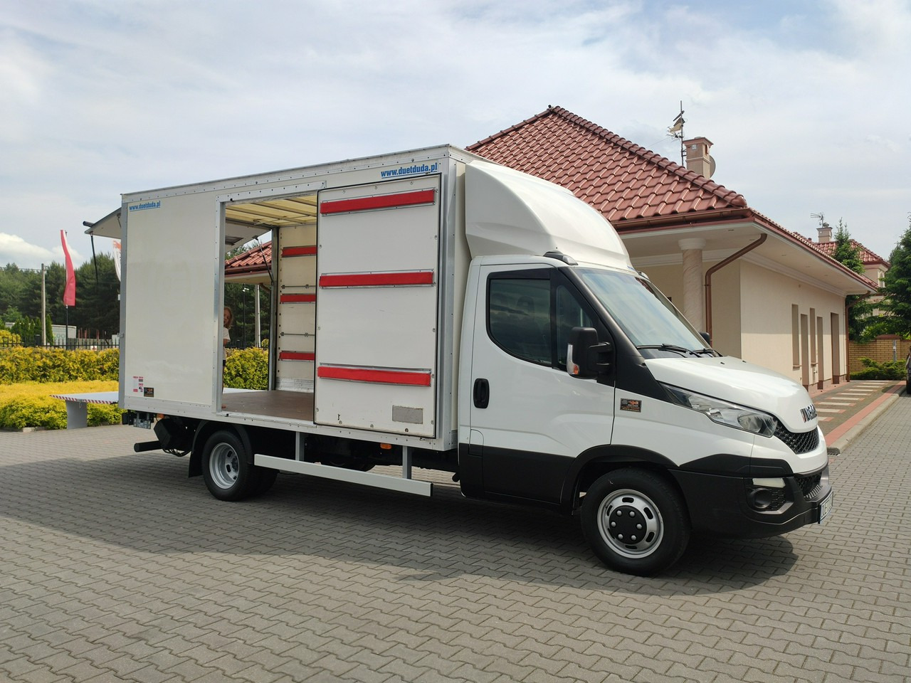 Iveco Daily 35C15 - Closed box van: picture 5 Iveco Daily 35C15 - Closed box van: picture 5
