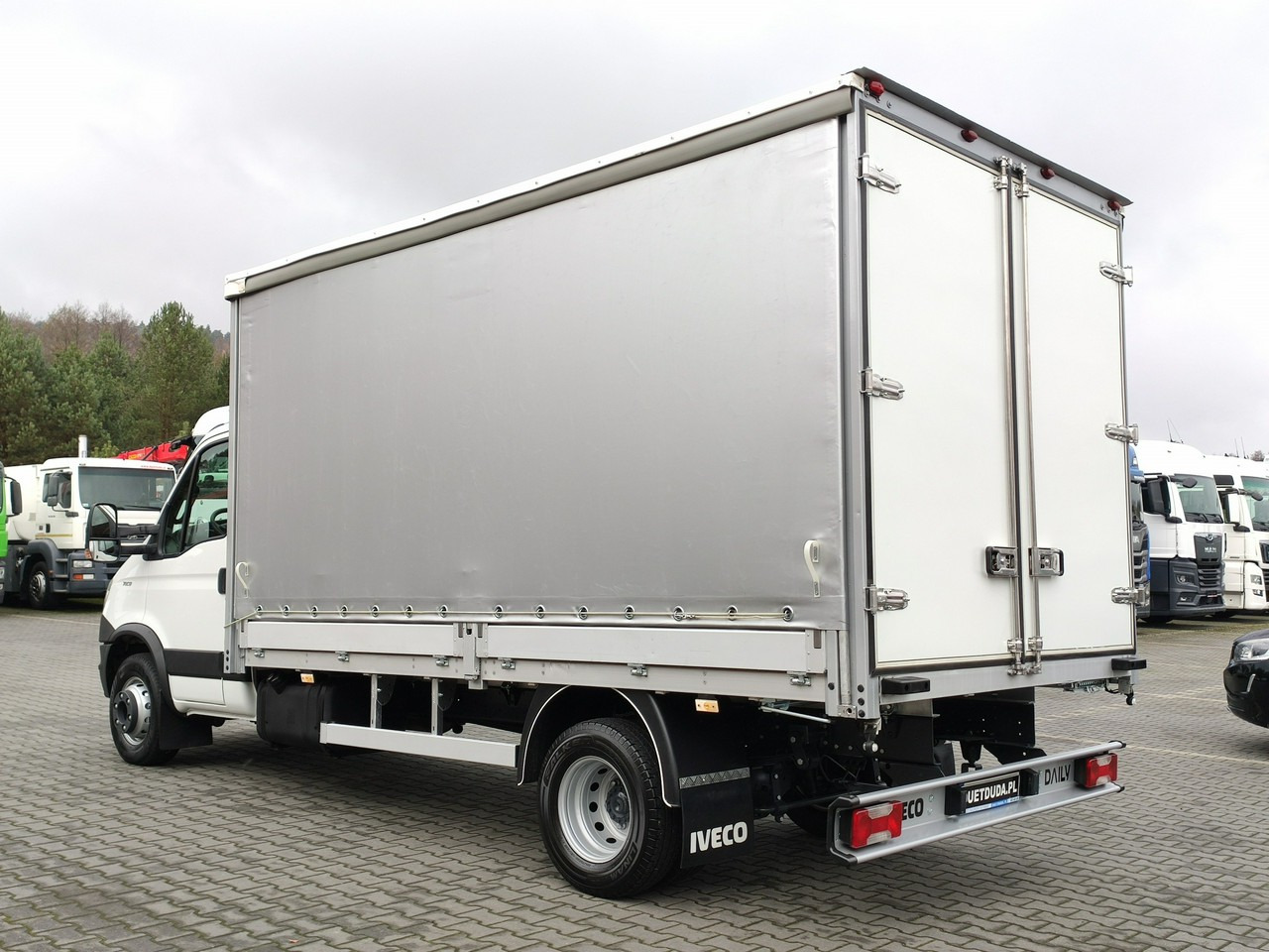 Iveco Daily 70C17 Firana Tył Drzwi Zadbany w Pełni Sprawny Super Stan - Curtain side van: picture 5 Iveco Daily 70C17 Firana Tył Drzwi Zadbany w Pełni Sprawny Super Stan - Curtain side van: picture 5