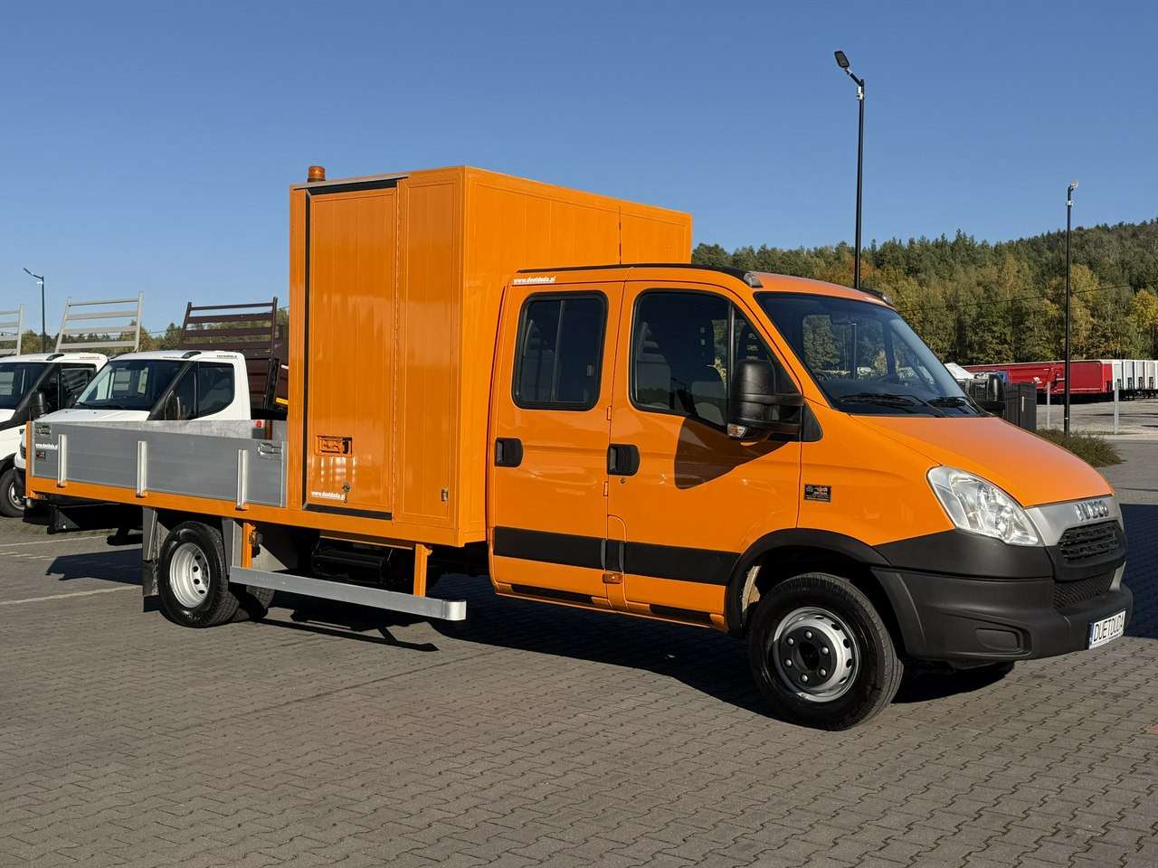Iveco Daily 70C18 V H - Open body delivery van, Combi van: picture 1 Iveco Daily 70C18 V H - Open body delivery van, Combi van: picture 1