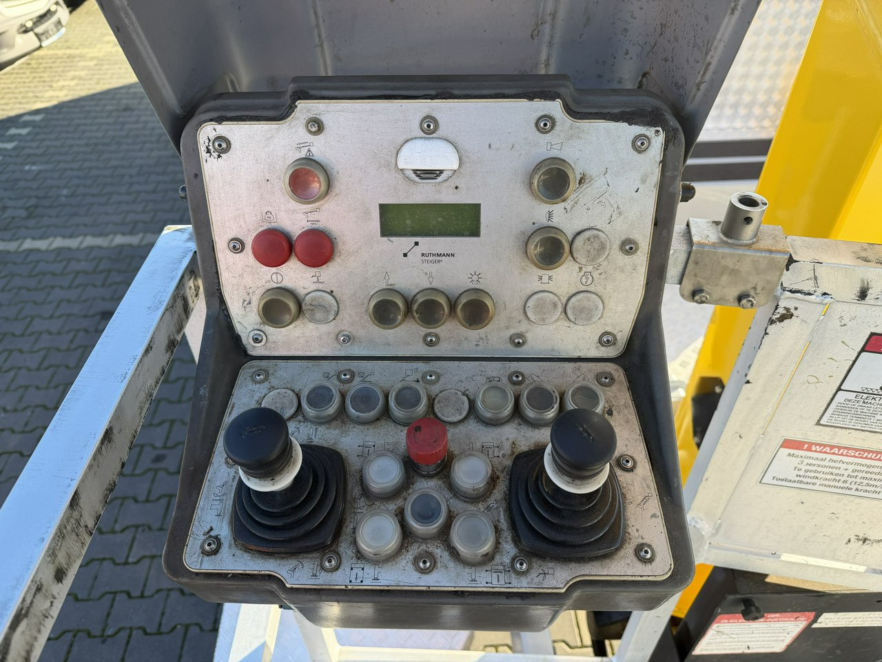 MAN TGL 7.150 Zwyżka Ruthmann T330 33-Metry w bok 21m Mały przebieg leasing MAN TGL 7.150 Zwyżka Ruthmann T330 33-Metry w bok 21m Mały przebieg: picture 25 MAN TGL 7.150 Zwyżka Ruthmann T330 33-Metry w bok 21m Mały przebieg leasing MAN TGL 7.150 Zwyżka Ruthmann T330 33-Metry w bok 21m Mały przebieg: picture 25