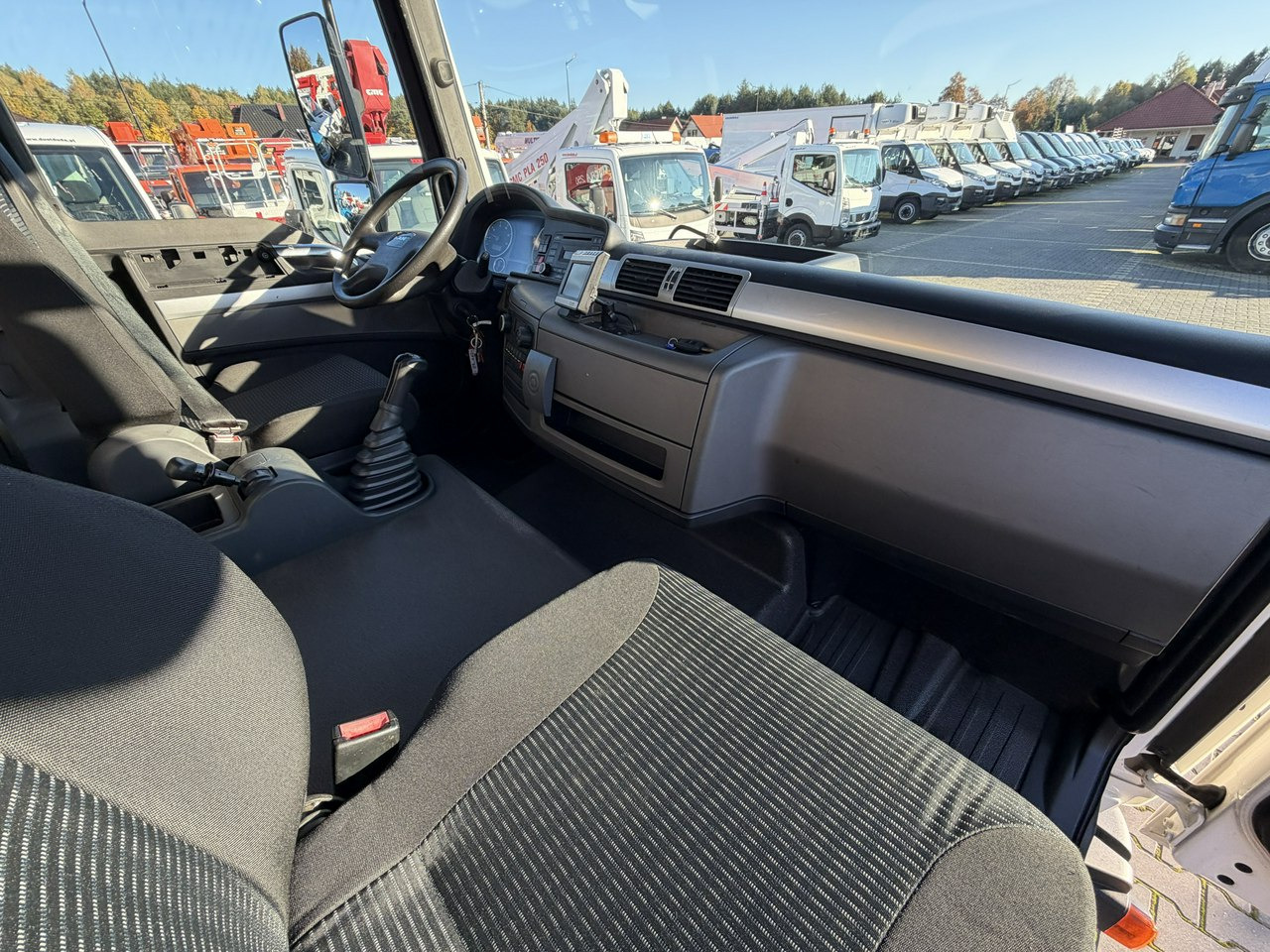 MAN TGL 7.150 Zwyżka Ruthmann T330 33-Metry w bok 21m Mały przebieg leasing MAN TGL 7.150 Zwyżka Ruthmann T330 33-Metry w bok 21m Mały przebieg: picture 34 MAN TGL 7.150 Zwyżka Ruthmann T330 33-Metry w bok 21m Mały przebieg leasing MAN TGL 7.150 Zwyżka Ruthmann T330 33-Metry w bok 21m Mały przebieg: picture 34