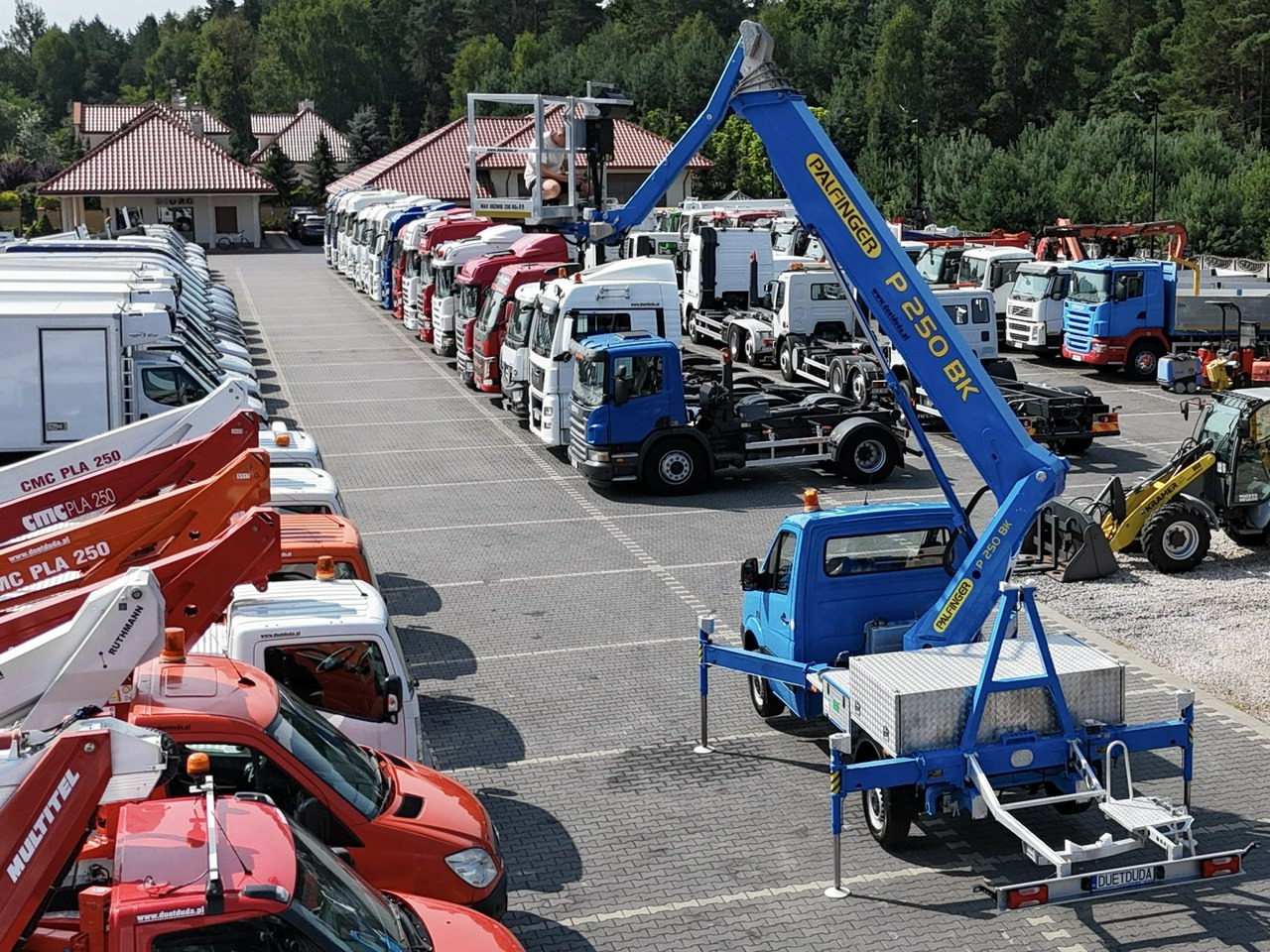 Truck mounted aerial platform Mercedes Sprinter: picture 27