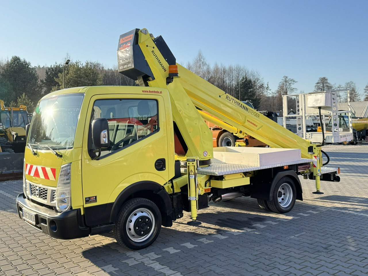 Nissan Cabstar leasing Nissan Cabstar: picture 12 Nissan Cabstar leasing Nissan Cabstar: picture 12
