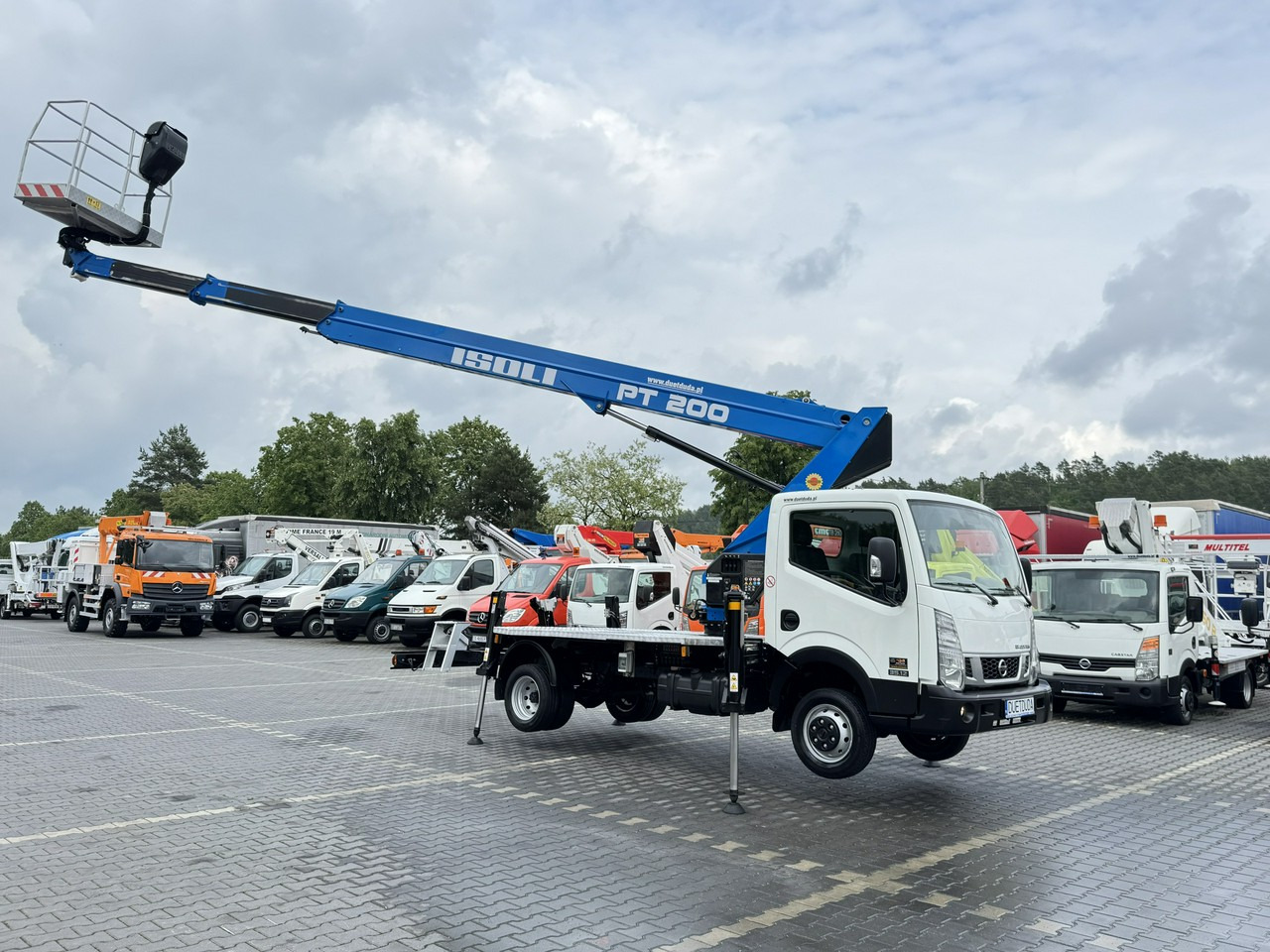 Nissan Cabstar - Truck mounted aerial platform: picture 2 Nissan Cabstar - Truck mounted aerial platform: picture 2