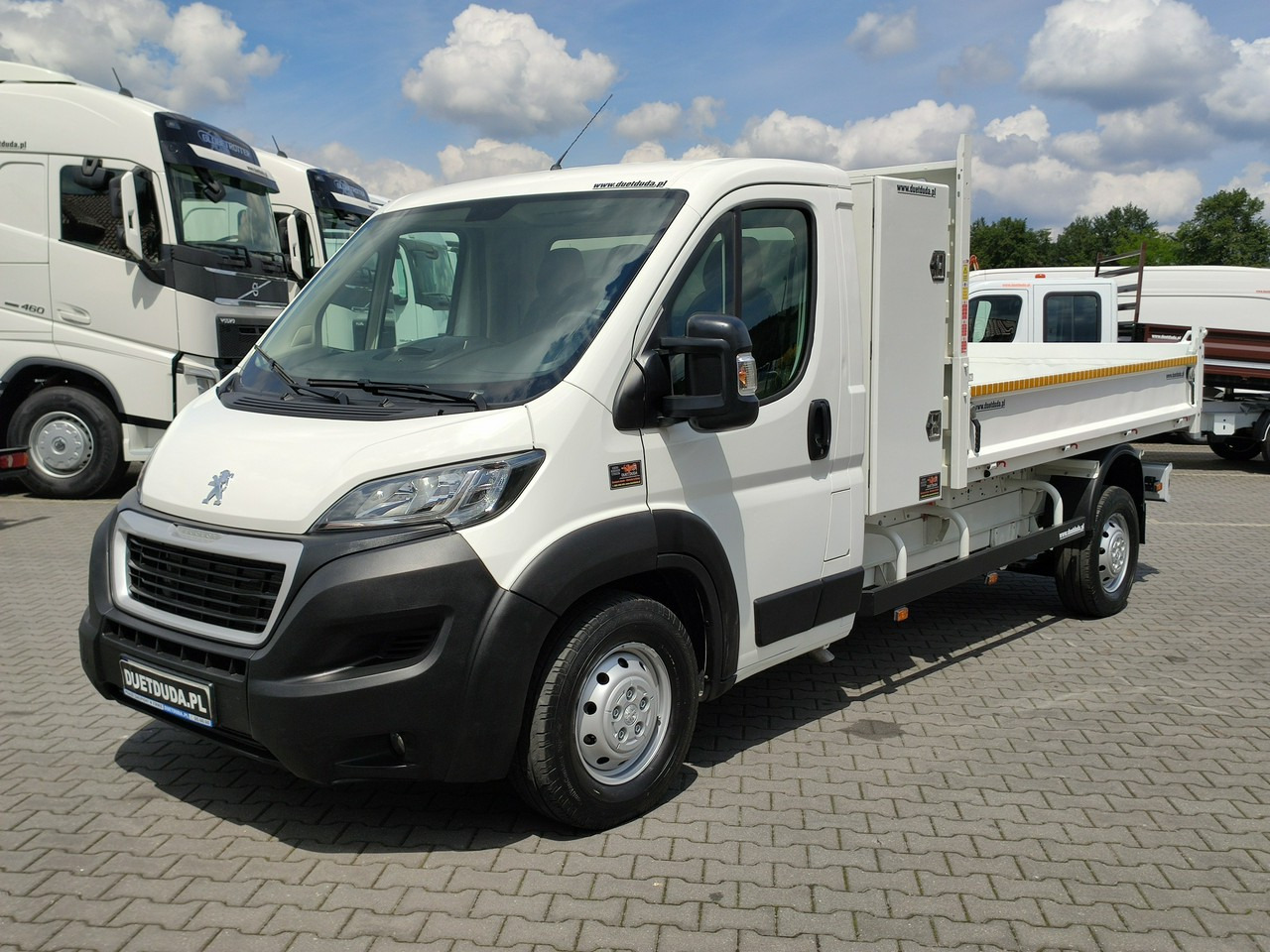 Peugeot Boxer - Tipper van: picture 3 Peugeot Boxer - Tipper van: picture 3