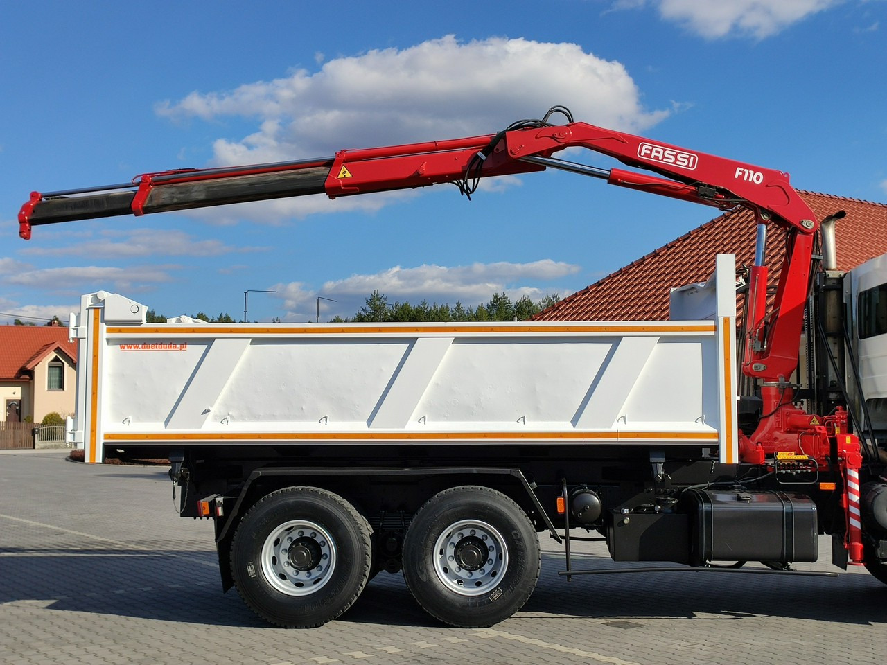 Tipper, Crane truck Renault Kerax 26.370 6x4 Mocny HDS FASSI F110: picture 25