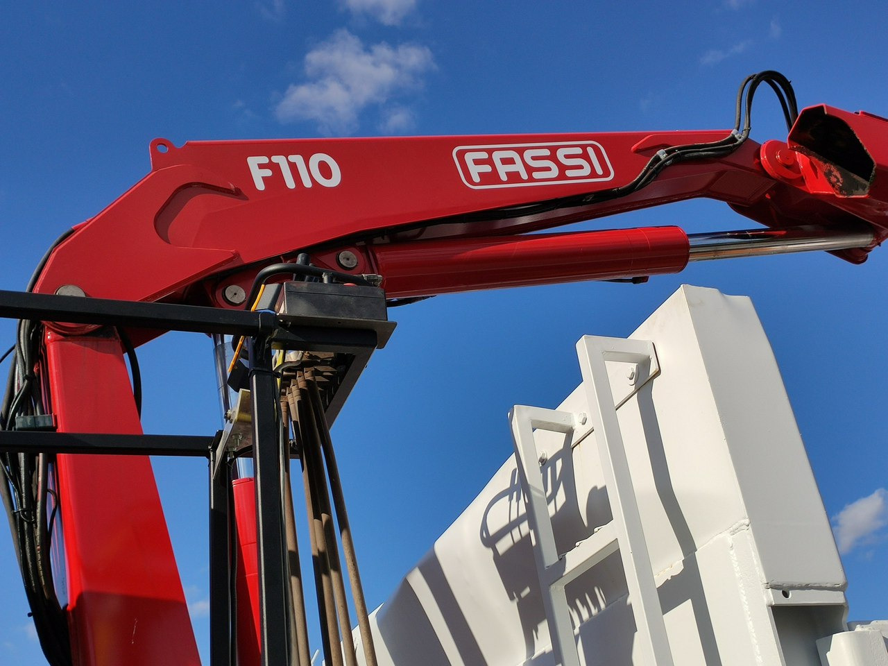 Tipper, Crane truck Renault Kerax 26.370 6x4 Mocny HDS FASSI F110: picture 9