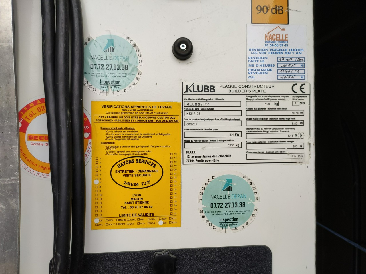 Truck mounted aerial platform Renault Master: picture 18