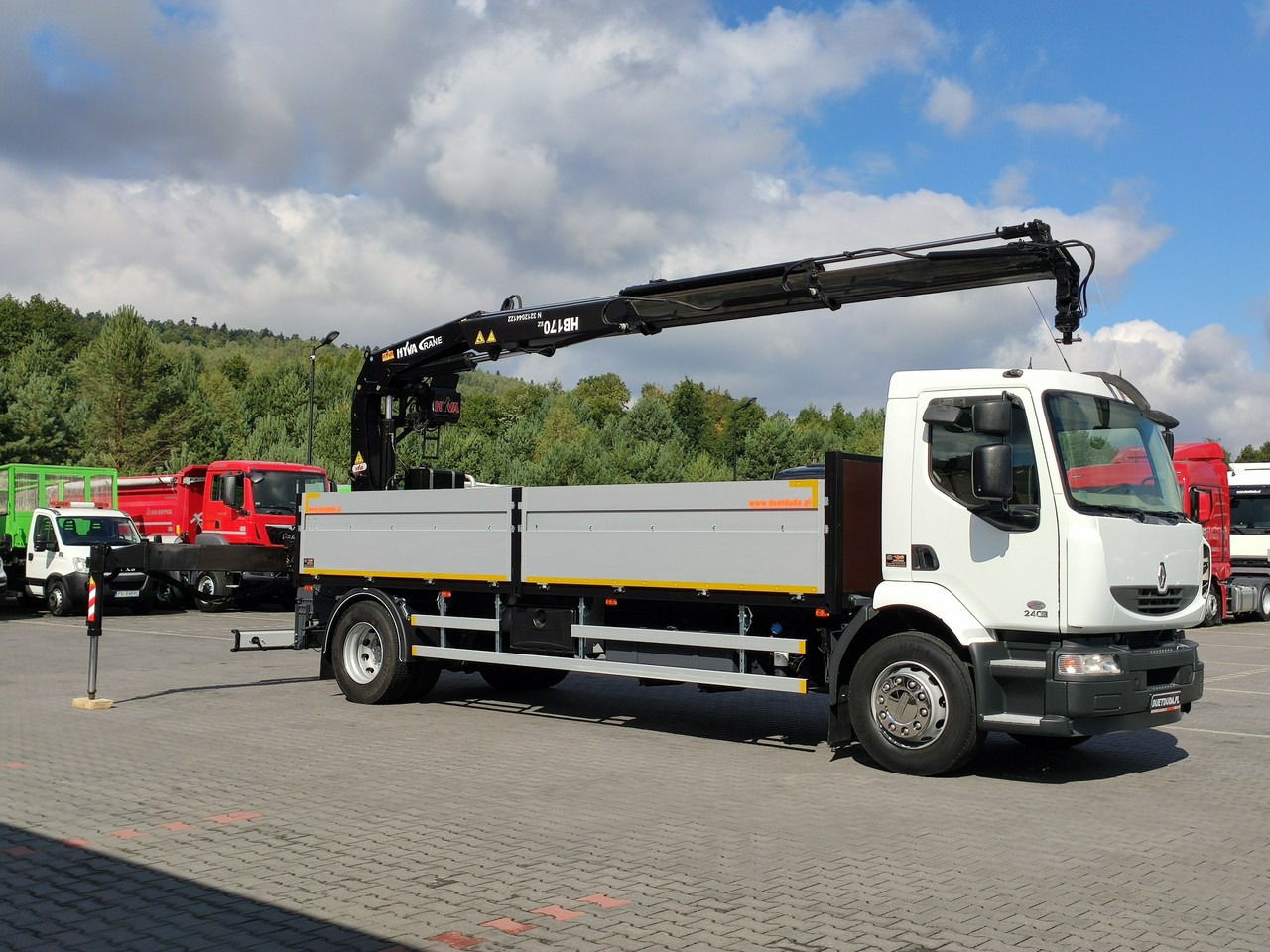 Dropside/ Flatbed truck, Crane truck Renault Midlum 180.240DXI + HDS HYVA HB170E2 Udzwig 3.6Tony: picture 9 Dropside/ Flatbed truck, Crane truck Renault Midlum 180.240DXI + HDS HYVA HB170E2 Udzwig 3.6Tony: picture 9