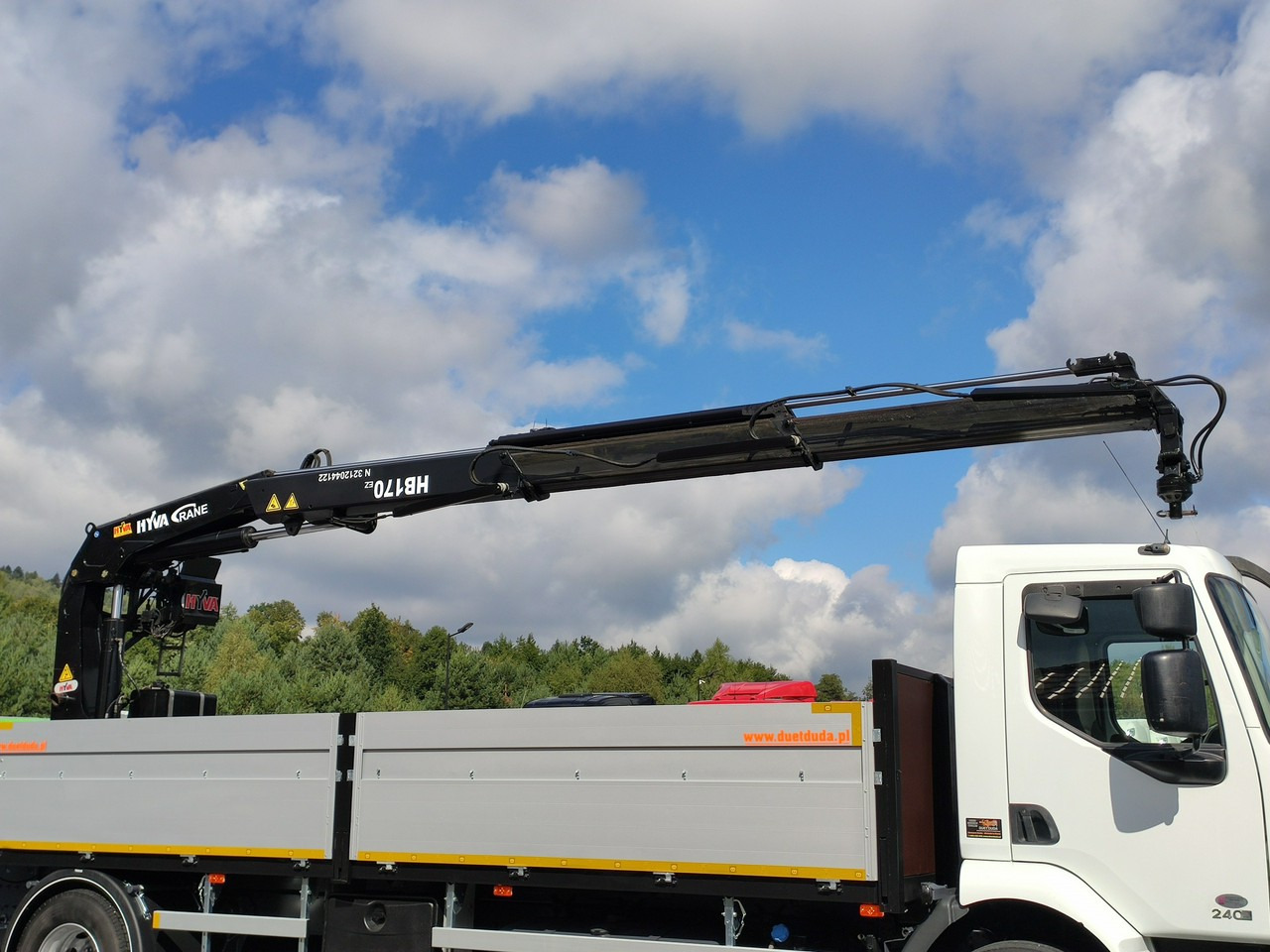 Dropside/ Flatbed truck, Crane truck Renault Midlum 180.240DXI + HDS HYVA HB170E2 Udzwig 3.6Tony: picture 26 Dropside/ Flatbed truck, Crane truck Renault Midlum 180.240DXI + HDS HYVA HB170E2 Udzwig 3.6Tony: picture 26
