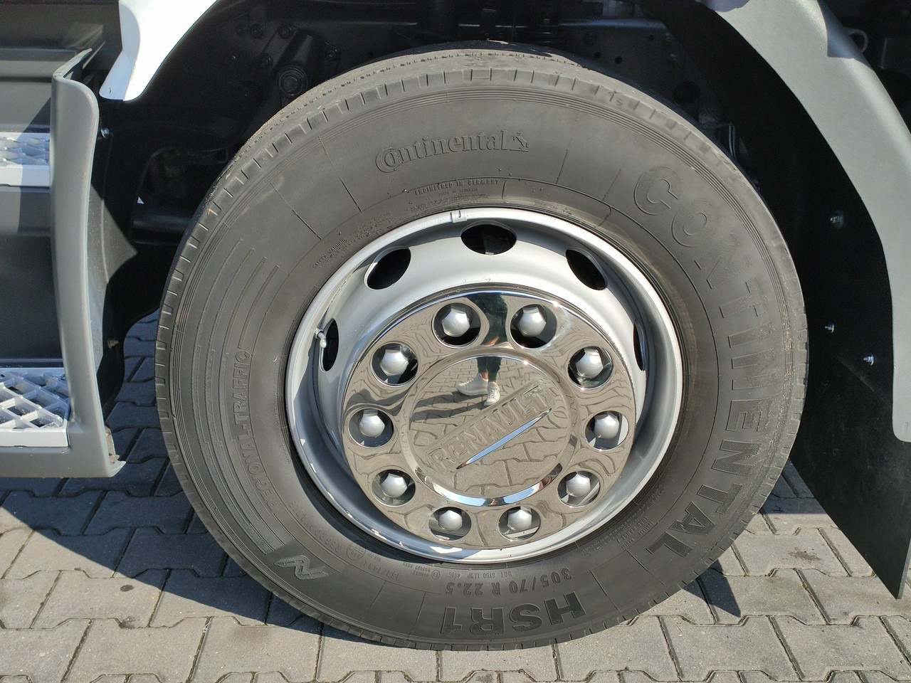 Dropside/ Flatbed truck, Crane truck Renault Midlum 180.240DXI + HDS HYVA HB170E2 Udzwig 3.6Tony: picture 31 Dropside/ Flatbed truck, Crane truck Renault Midlum 180.240DXI + HDS HYVA HB170E2 Udzwig 3.6Tony: picture 31