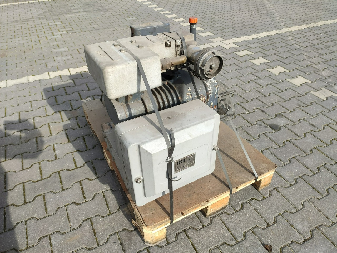 Renault RB 18J - Air brake compressor for Car: picture 2 Renault RB 18J - Air brake compressor for Car: picture 2