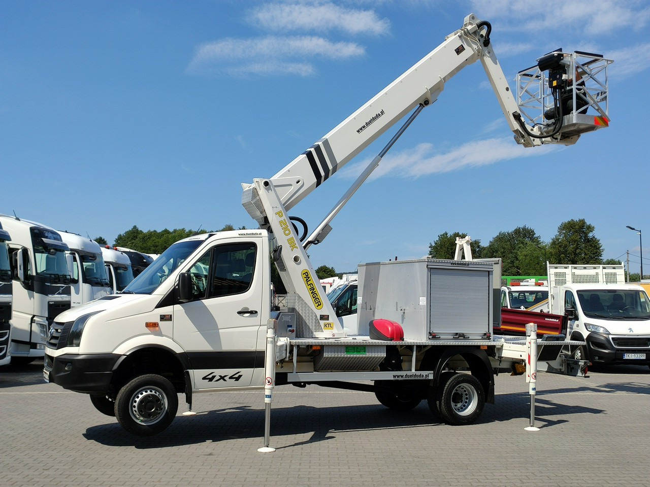 Volkswagen Crafter - Truck mounted aerial platform: picture 2 Volkswagen Crafter - Truck mounted aerial platform: picture 2