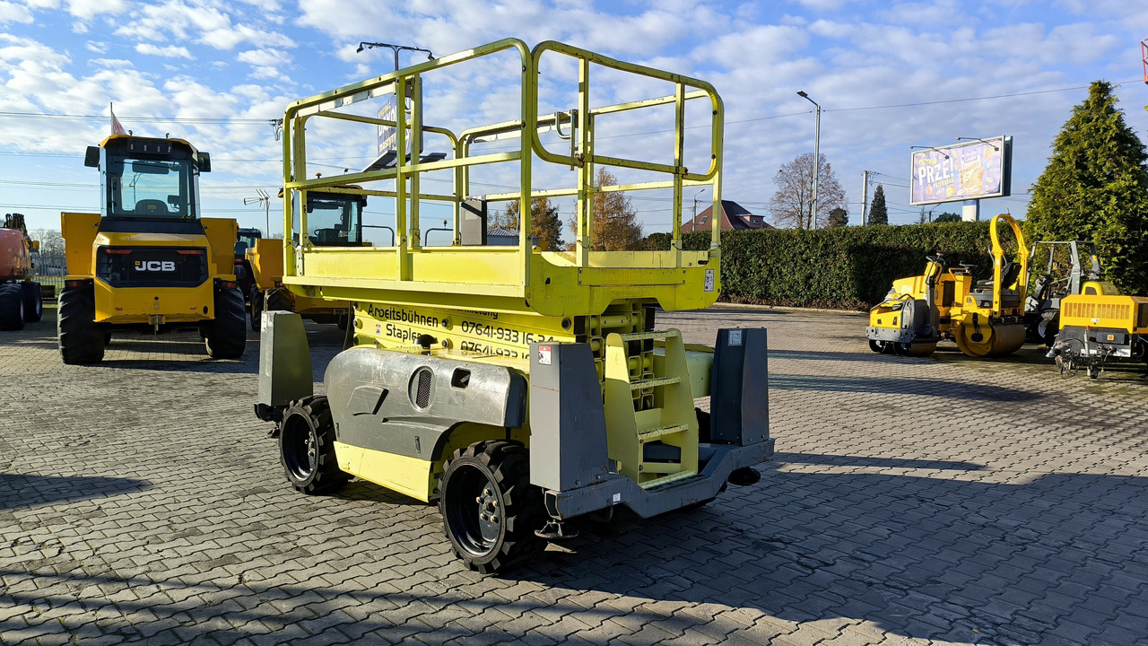 HAULOTTE Compact 12 DX - Scissor lift: picture 4 HAULOTTE Compact 12 DX - Scissor lift: picture 4
